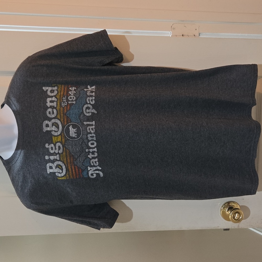Big Bend National Park Gray Men's Size Large Retro T-Shirt by Ouray